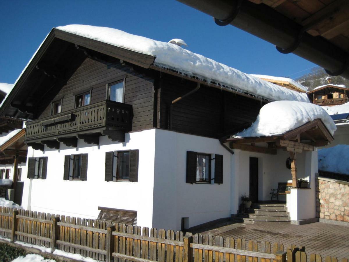 Ferienhaus Bachler Brixen im Thale Exterior photo